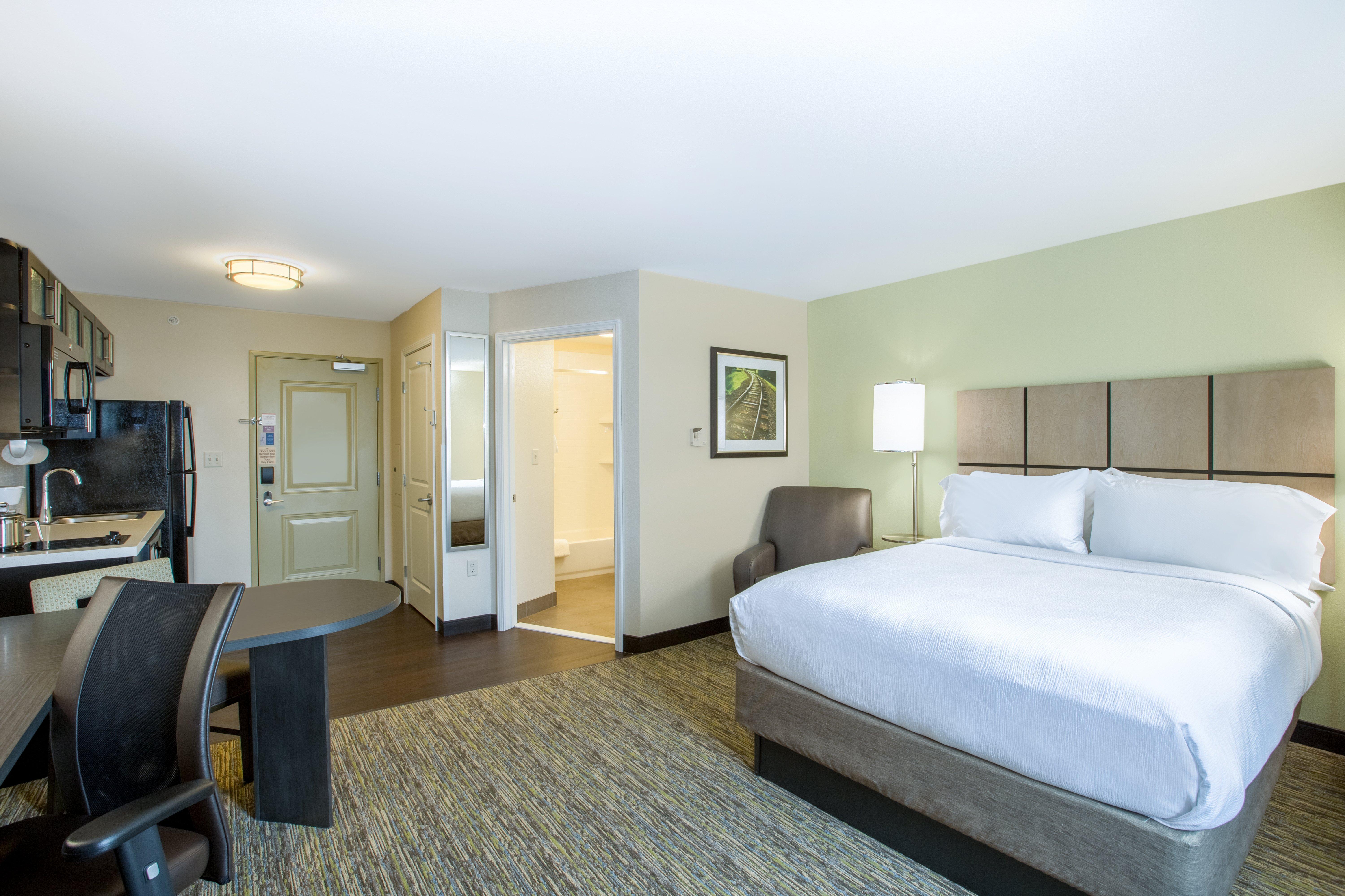 Candlewood Suites - Omaha Millard Area By Ihg Exterior photo