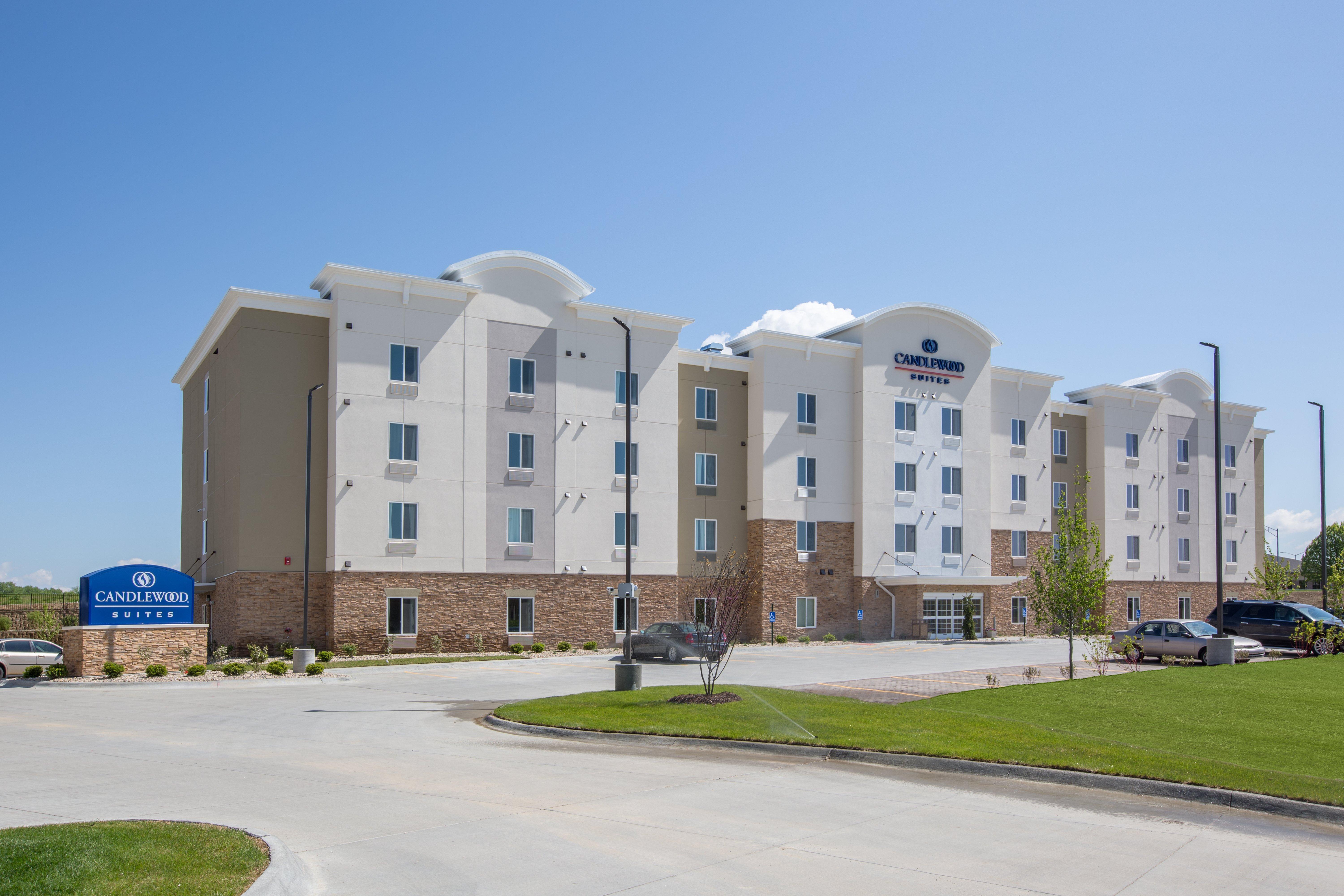 Candlewood Suites - Omaha Millard Area By Ihg Exterior photo