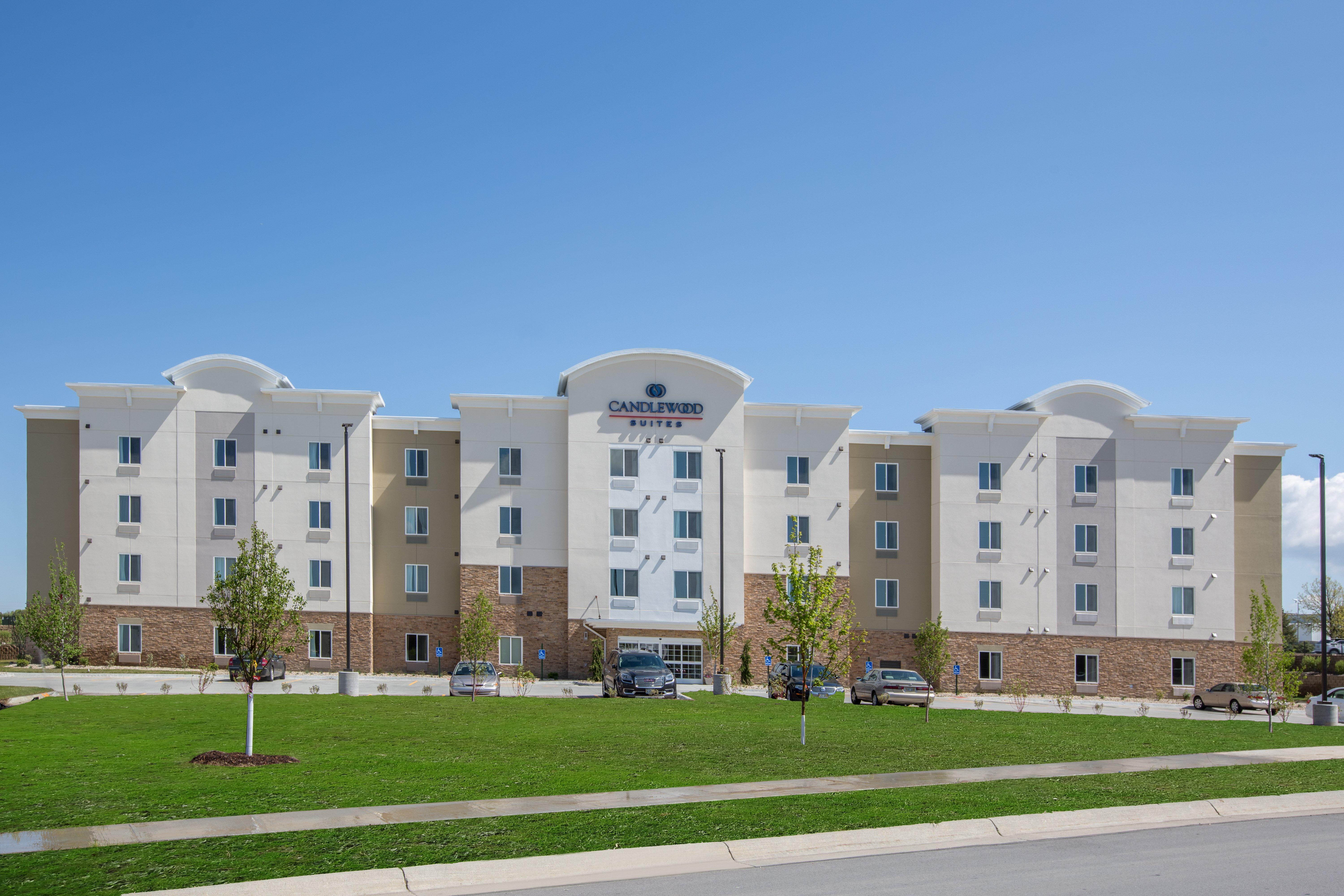 Candlewood Suites - Omaha Millard Area By Ihg Exterior photo